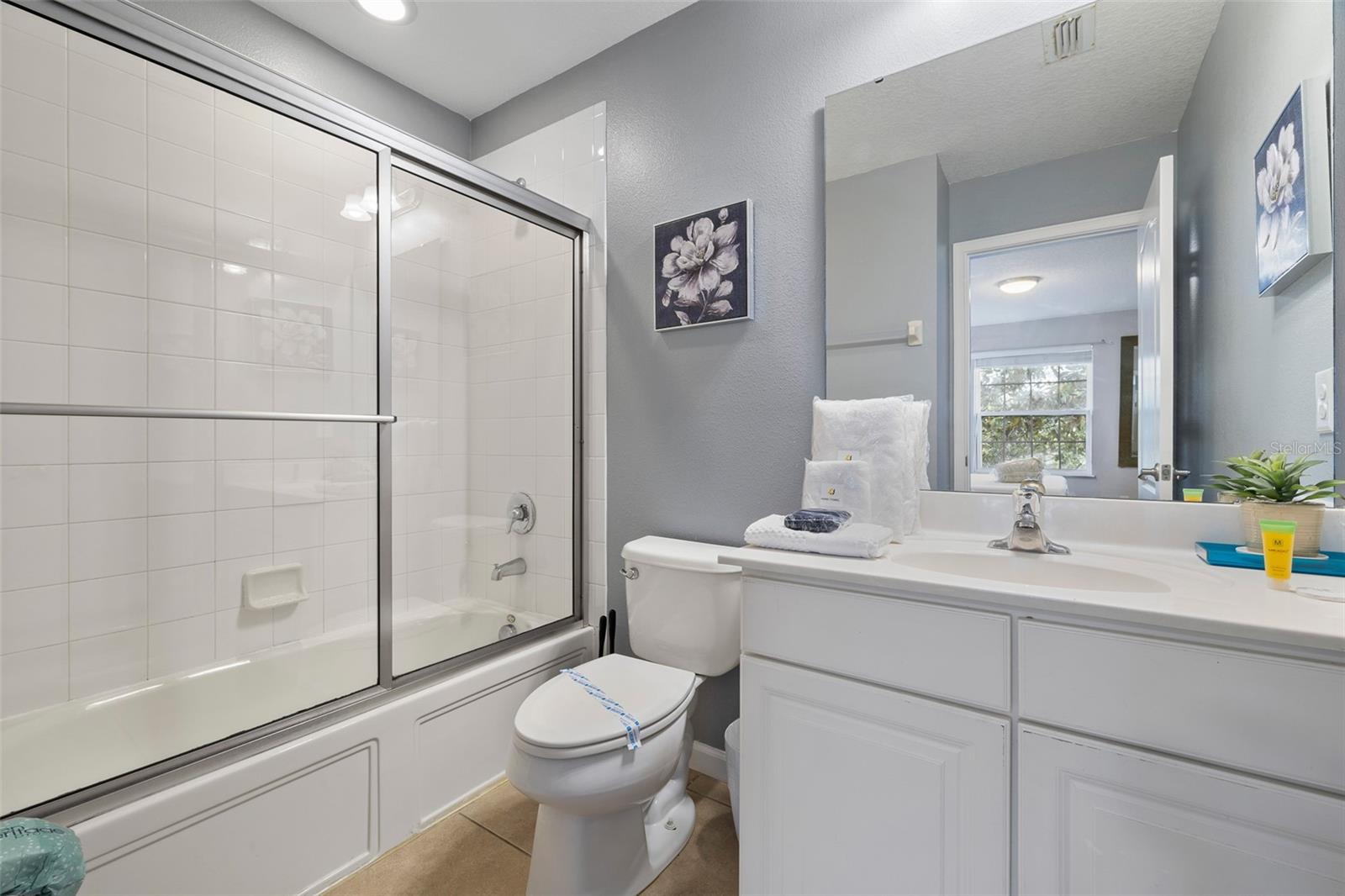 5221 OAKBOURNE AVENUE, Davenport, FL 33837