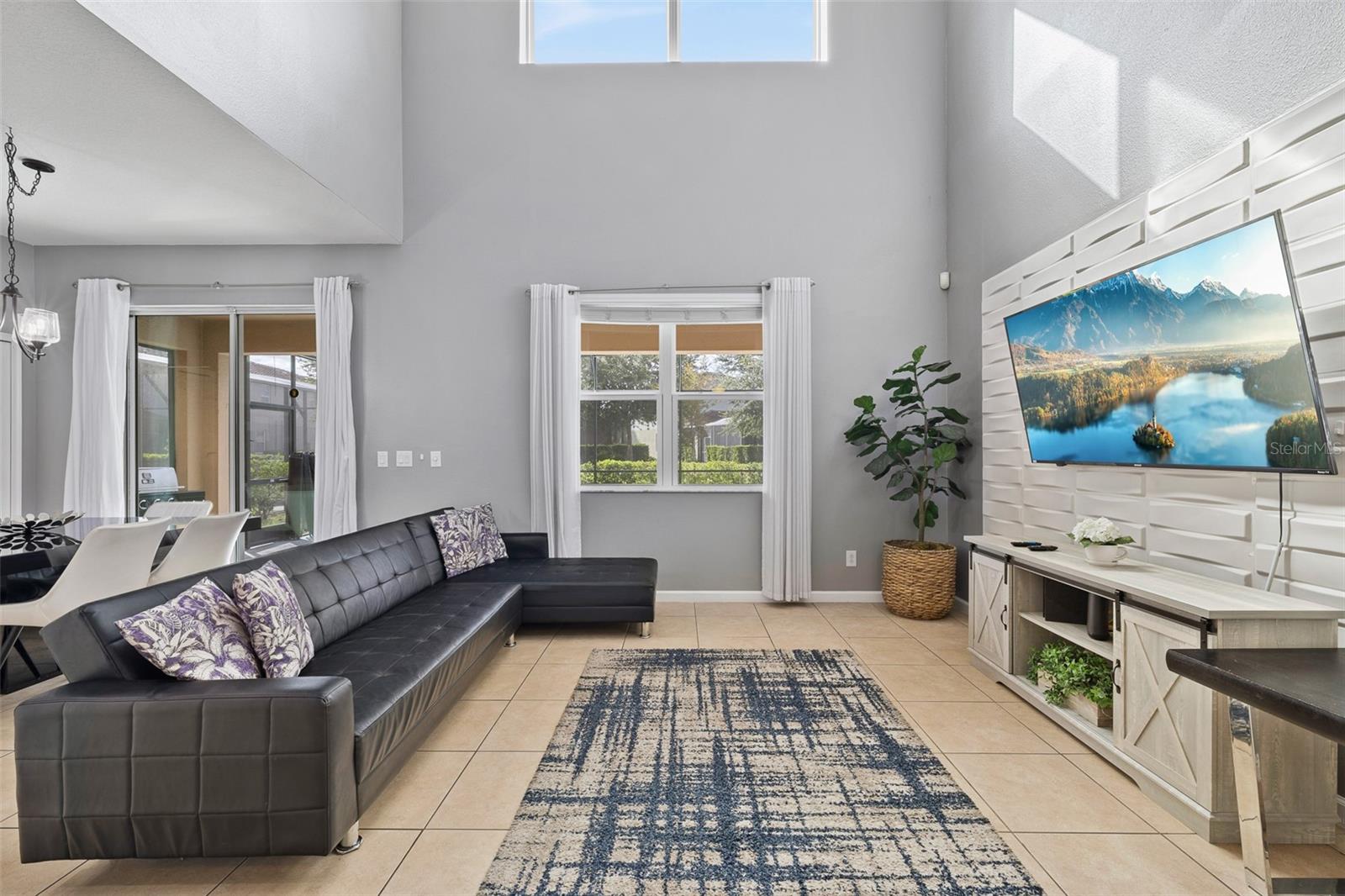 5221 OAKBOURNE AVENUE, Davenport, FL 33837