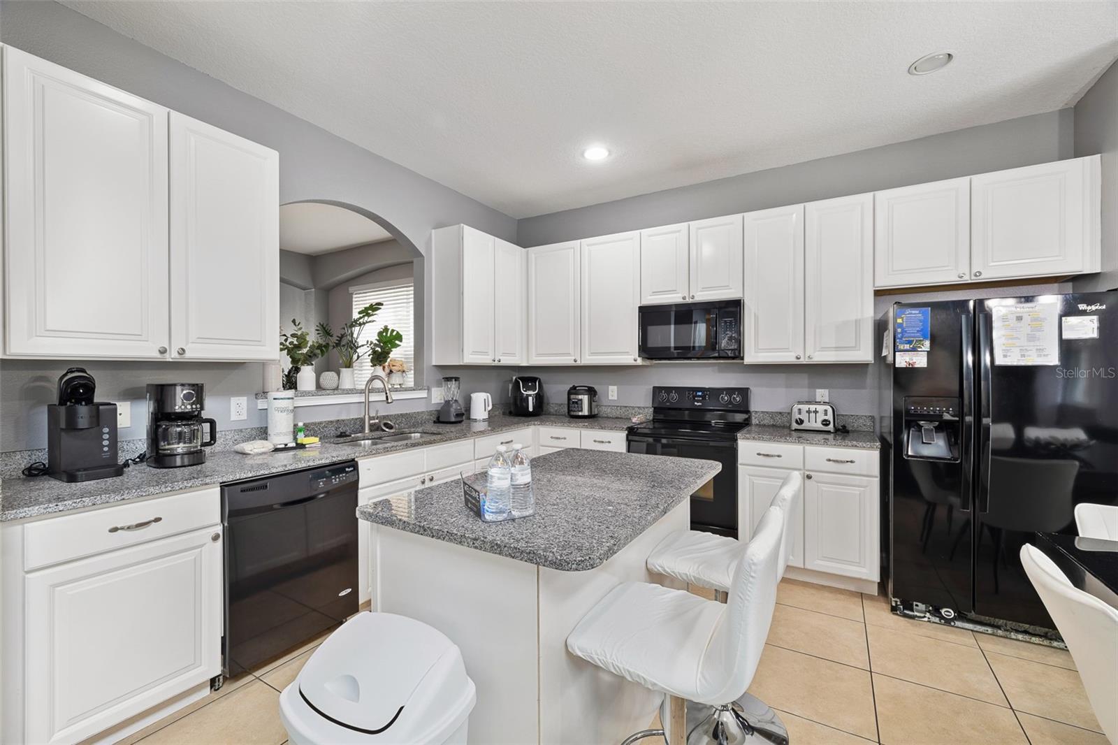 5221 OAKBOURNE AVENUE, Davenport, FL 33837