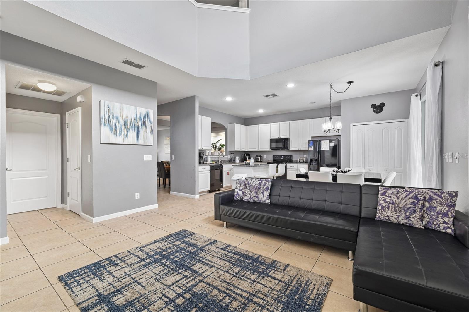 5221 OAKBOURNE AVENUE, Davenport, FL 33837