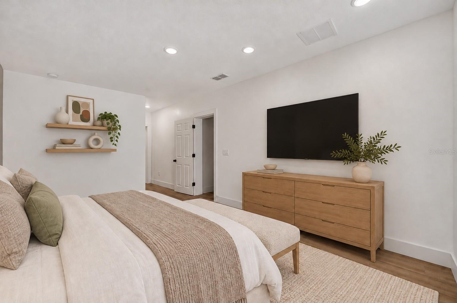 Primary Bedroom - Virtually Sataged