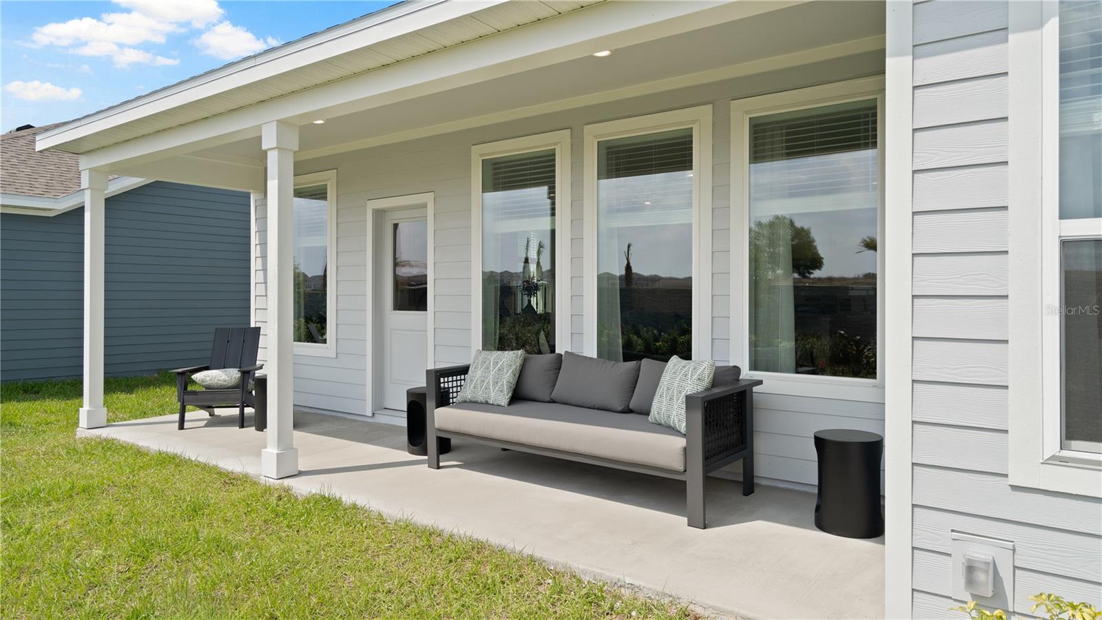 546 OAKCREEK LANE, Davenport, FL 33837