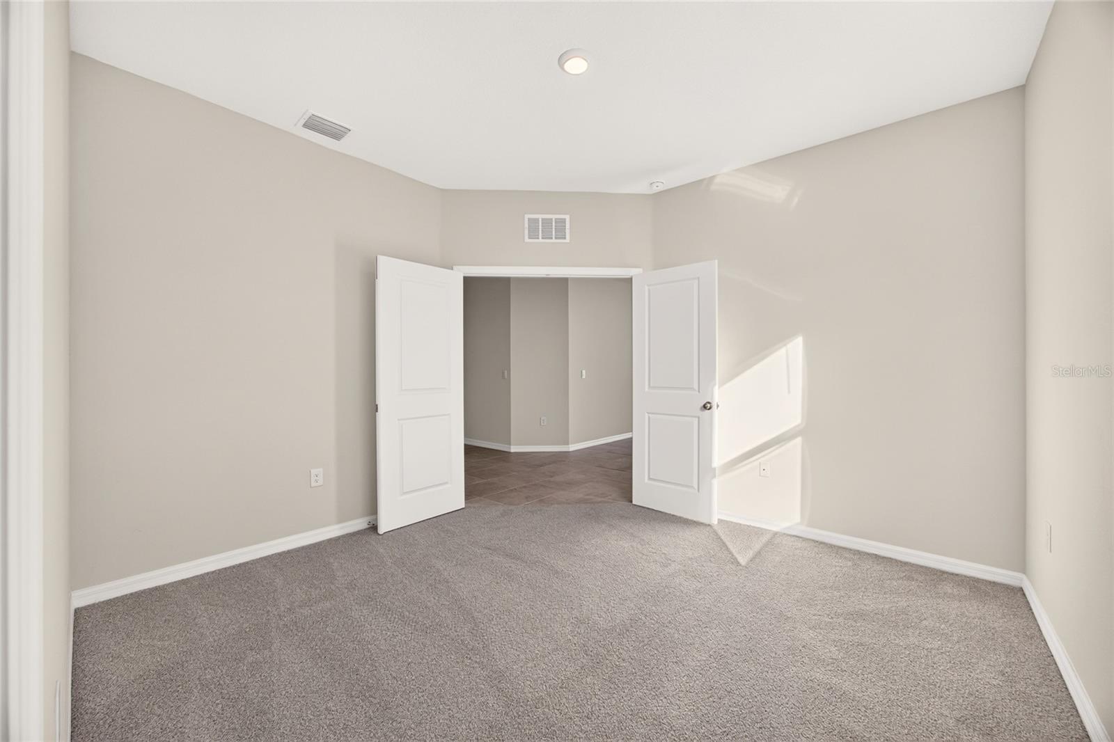 5237 NW 43RD LANE ROAD, Ocala, FL 34482