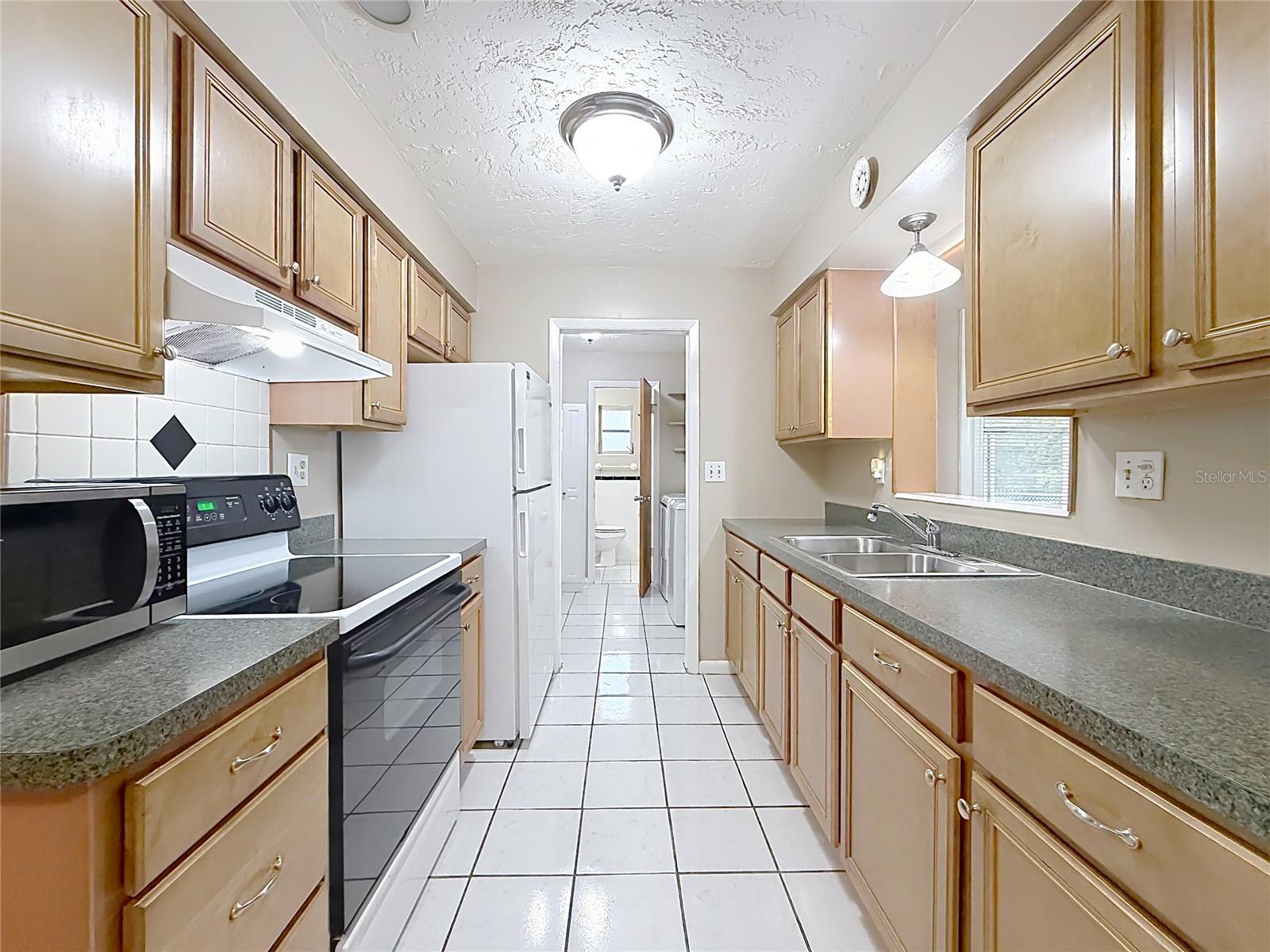 220 S JACKSON STREET, Beverly Hills, FL 34465