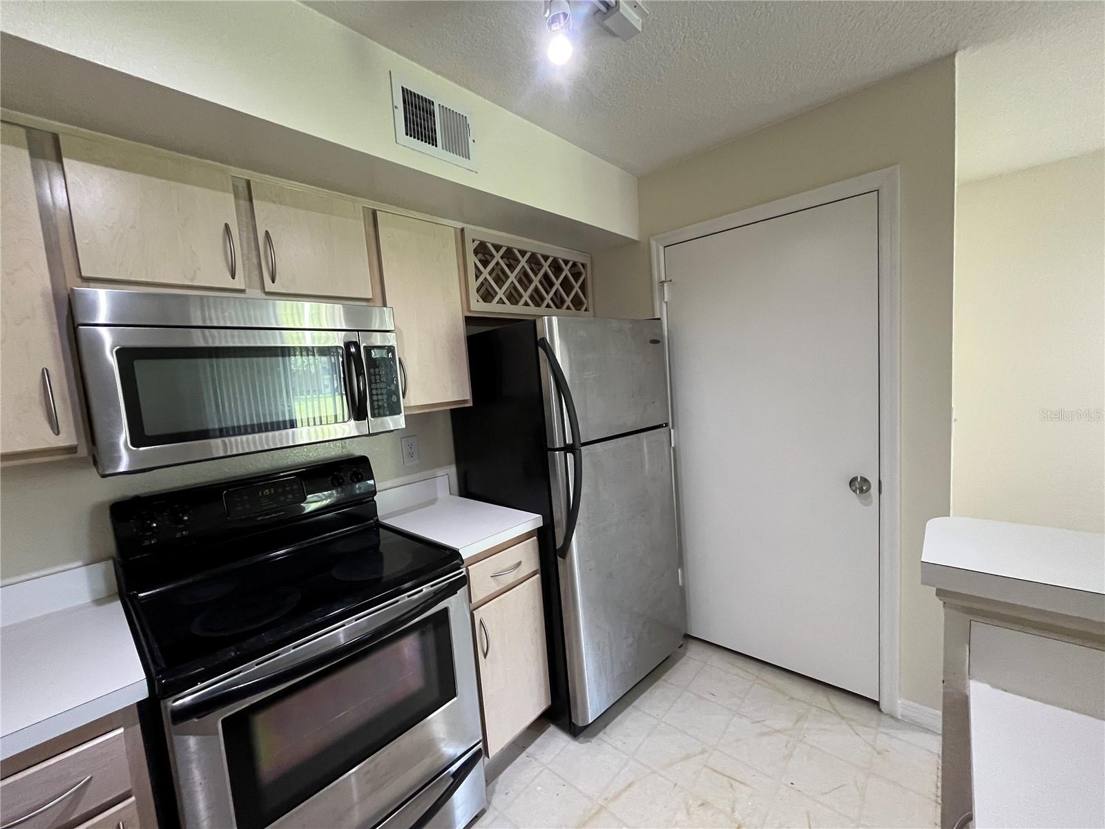 7360 WESTPOINTE BOULEVARD, #116, Orlando, FL 32835