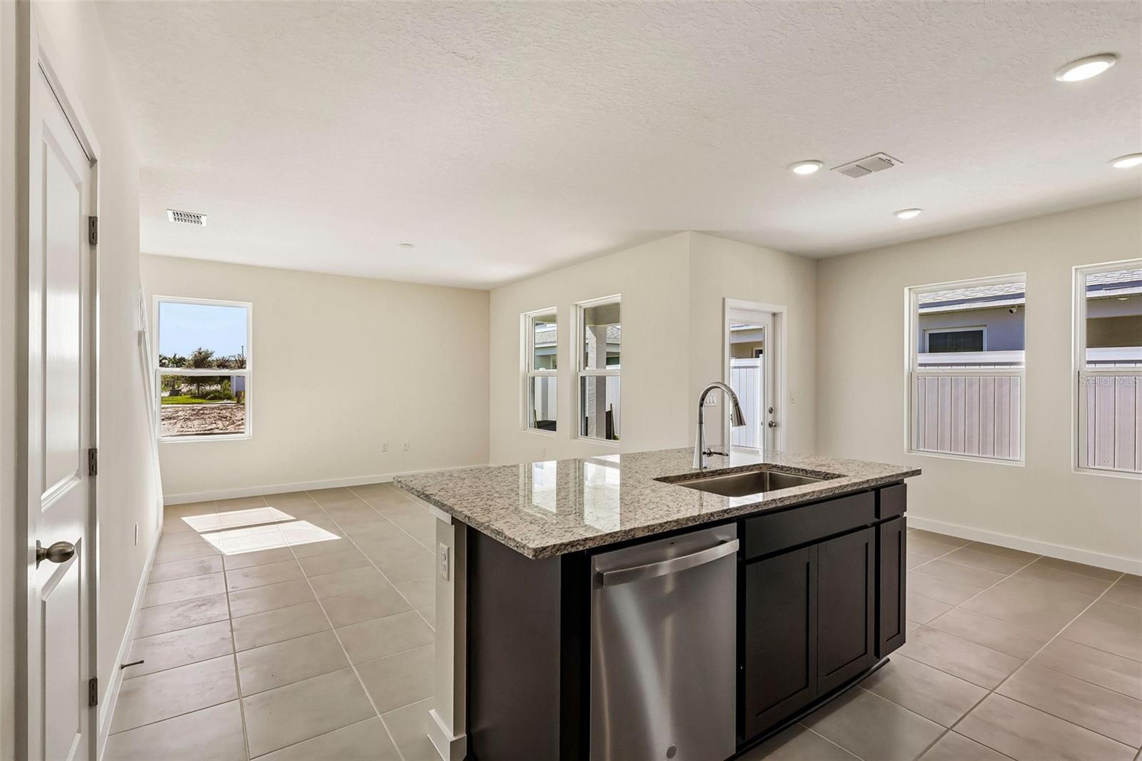 2732 MEADOW CREST DRIVE, St Cloud, FL 34773