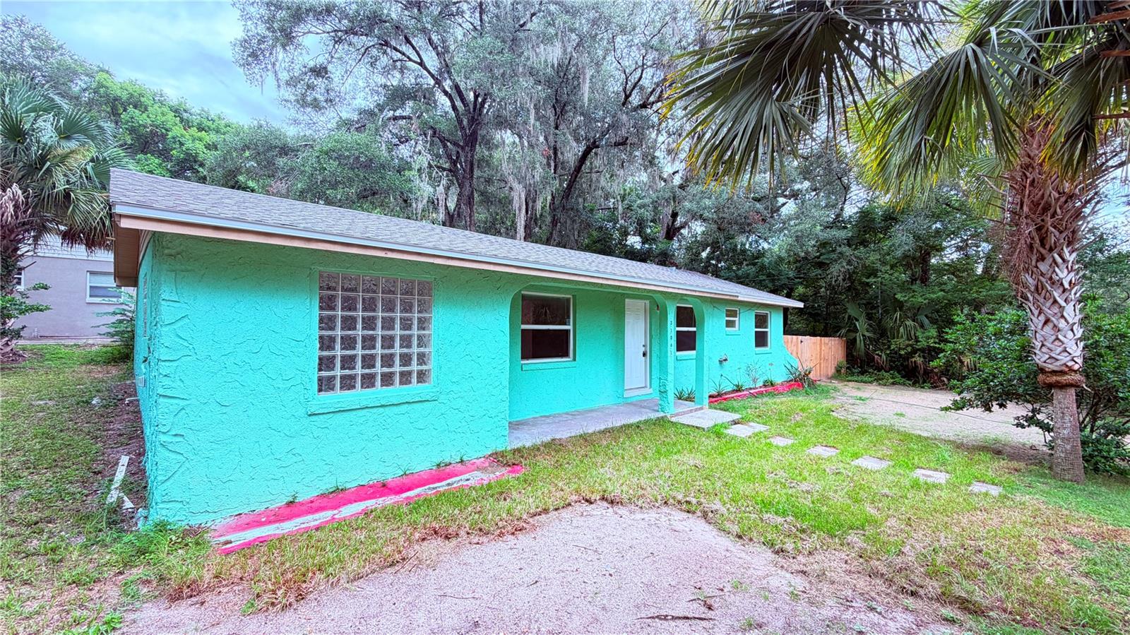 31061 LOCHMORE CIRCLE, Mount Plymouth, FL 32776
