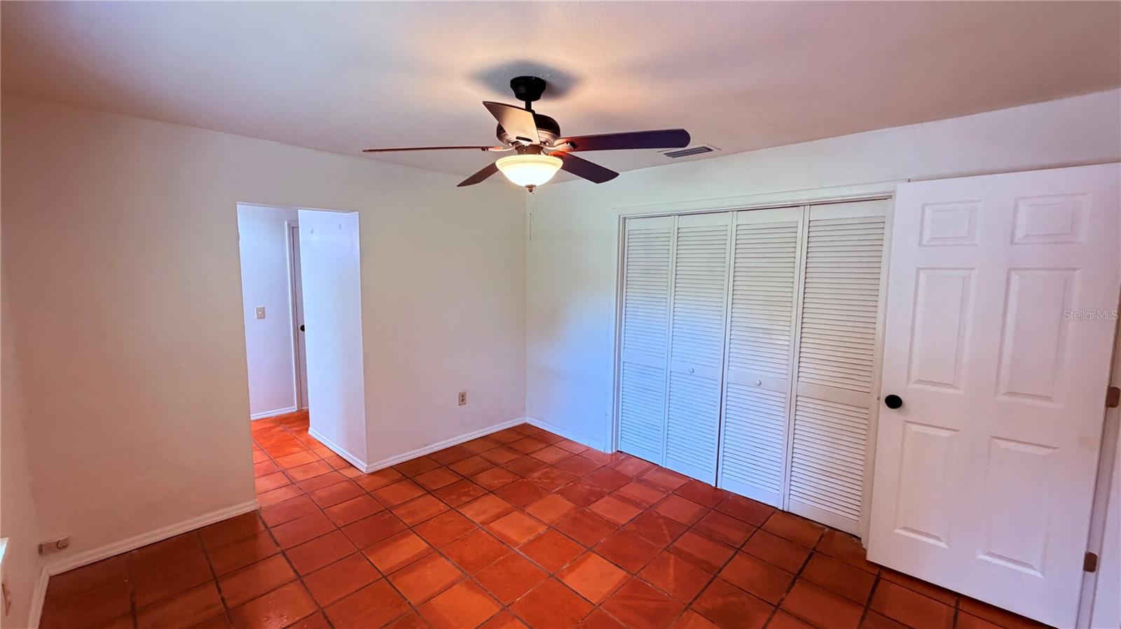 31061 LOCHMORE CIRCLE, Mount Plymouth, FL 32776