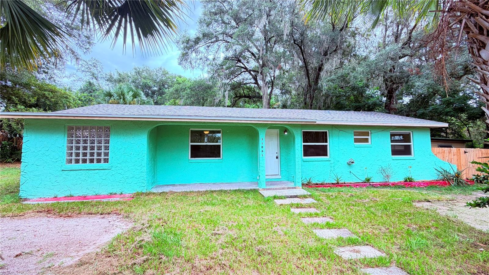 31061 LOCHMORE CIRCLE, Mount Plymouth, FL 32776