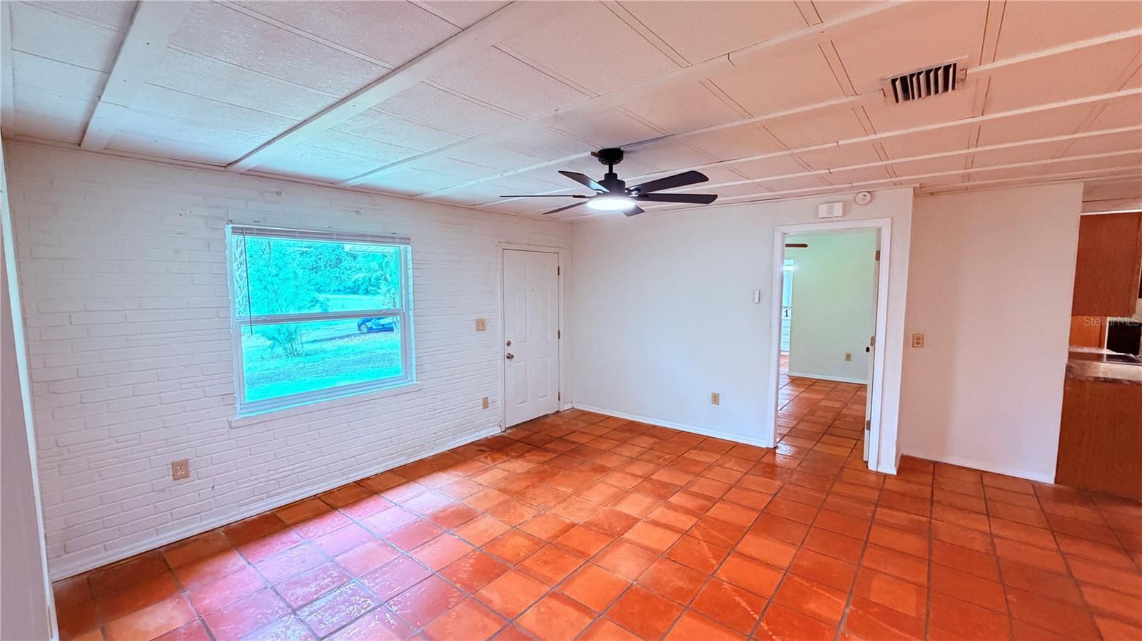 31061 LOCHMORE CIRCLE, Mount Plymouth, FL 32776