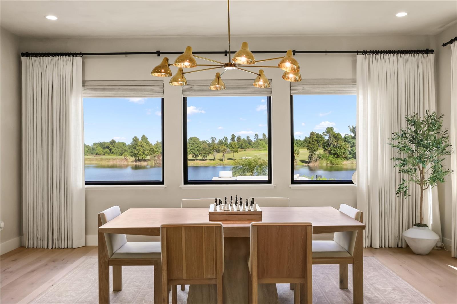 Formal Dining
