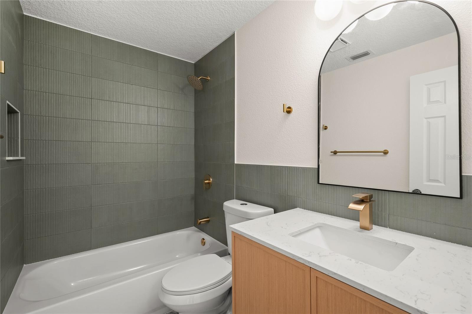 2810 PALM ISLE WAY, Orlando, FL 32829
