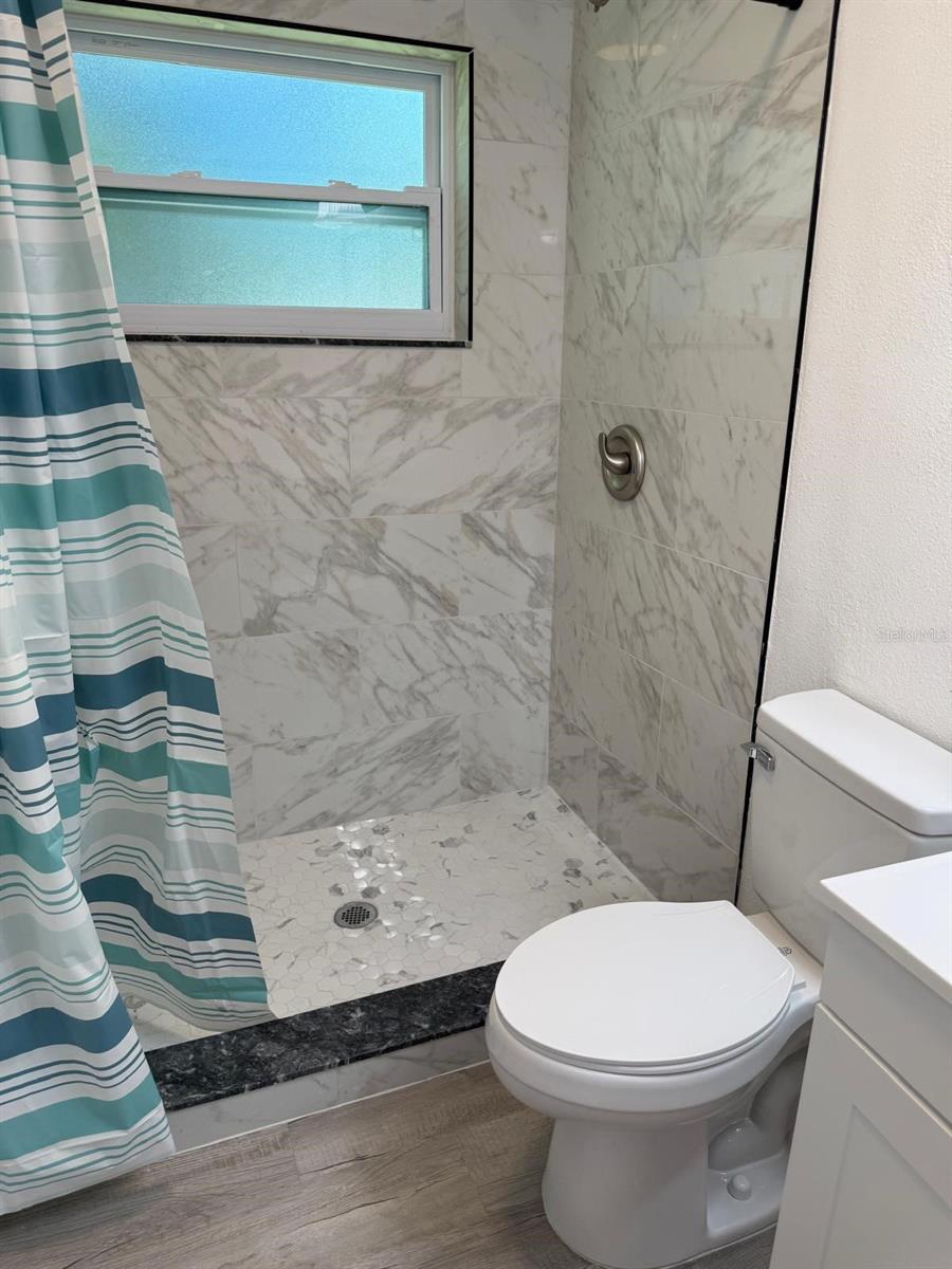 1912 E HAMILTON AVENUE, Tampa, FL 33610