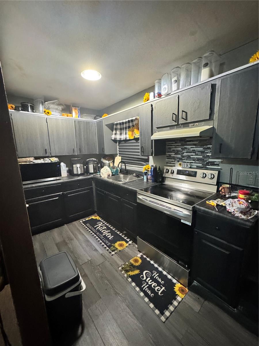 kitchen kitchen