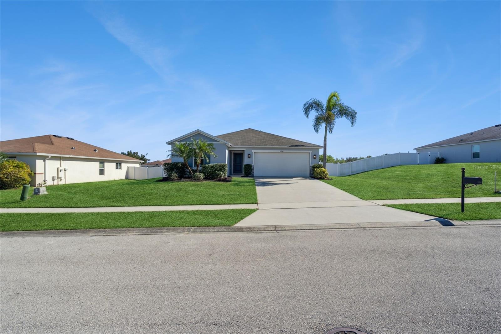2256 GLADIOLUS LANE, Mascotte, FL 34753 2256 GLADIOLUS LANE, Mascotte, FL 34753
