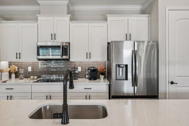 Model home - actual features may vary. Model home - actual features may vary.