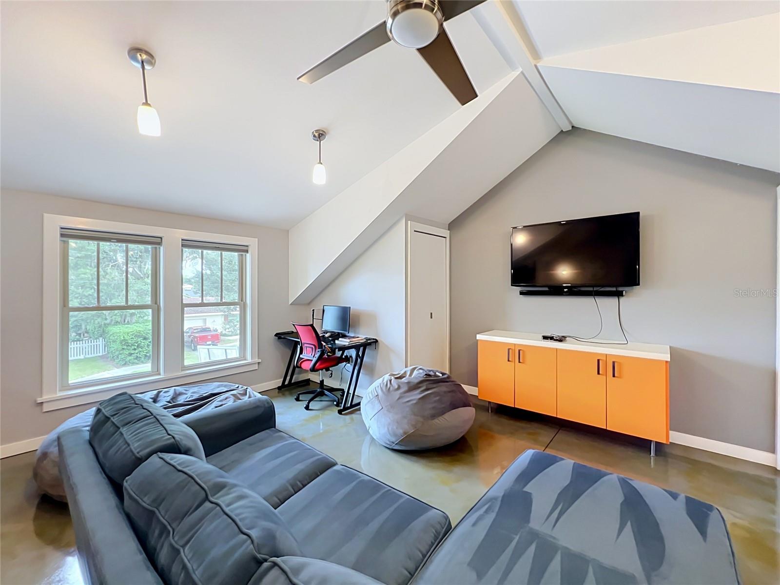 1228 EDWARDS LANE, Orlando, FL 32804