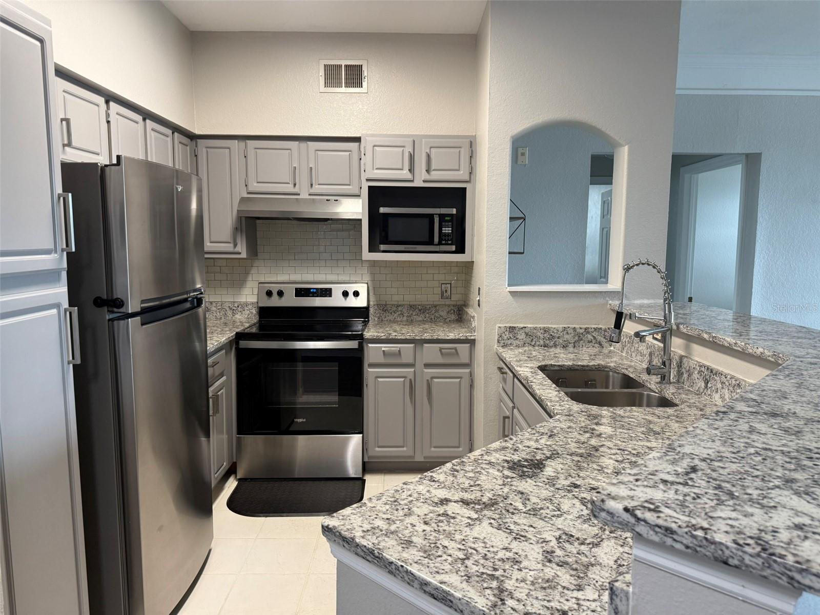 3384 CORONA VILLAGE WAY, #202, Orlando, FL 32835