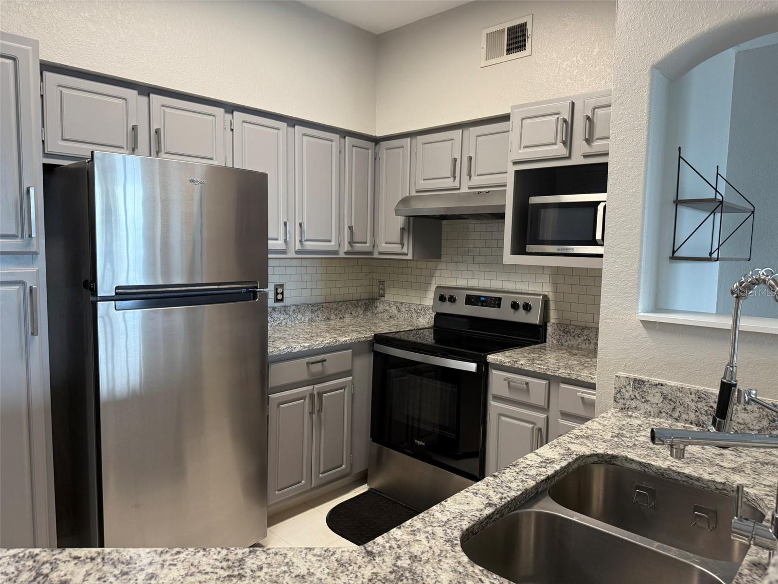 3384 CORONA VILLAGE WAY, #202, Orlando, FL 32835