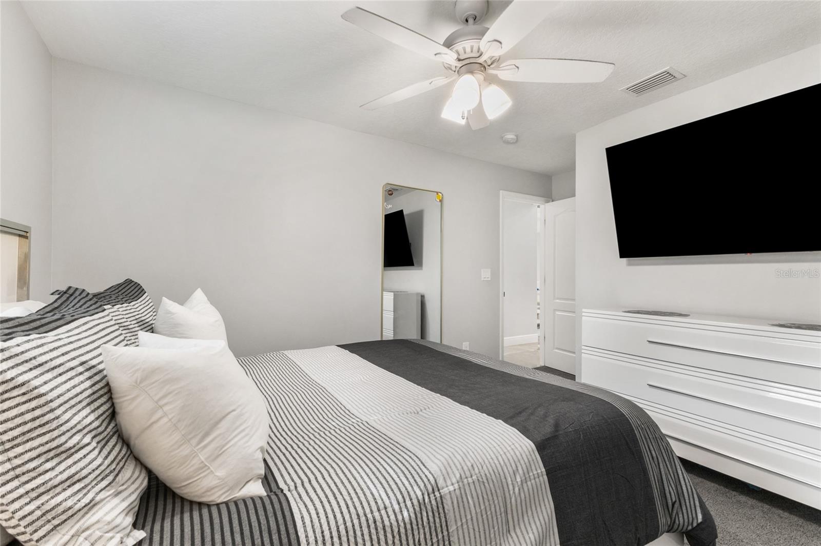 987 PRINCETON DRIVE, Clermont, FL 34711