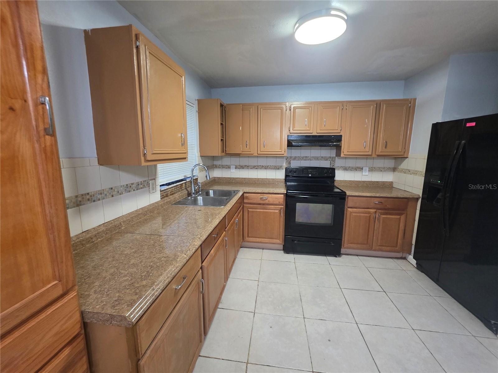 1211 POPPY AVENUE, Orlando, FL 32811