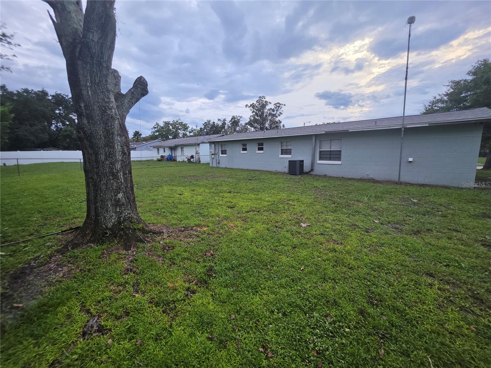 1211 POPPY AVENUE, Orlando, FL 32811
