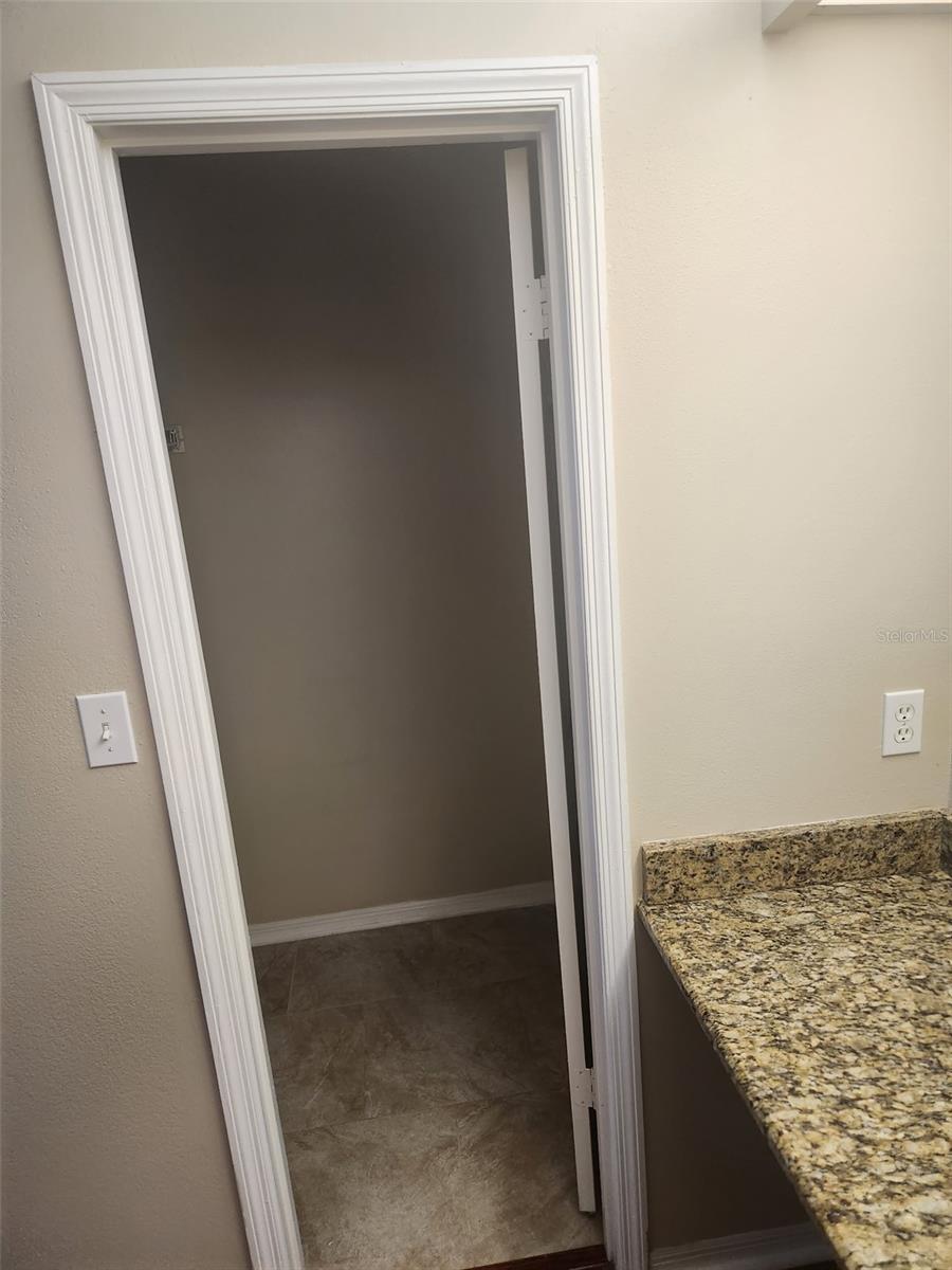 214 RIVERBEND DRIVE, #102, Altamonte Springs, FL 32714