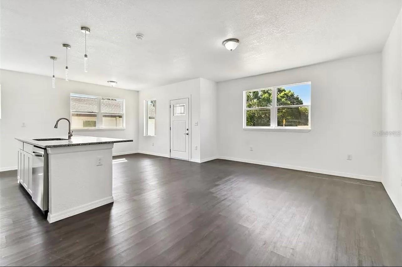 3325 OLD TAMPA HIGHWAY, Lakeland, FL 33803