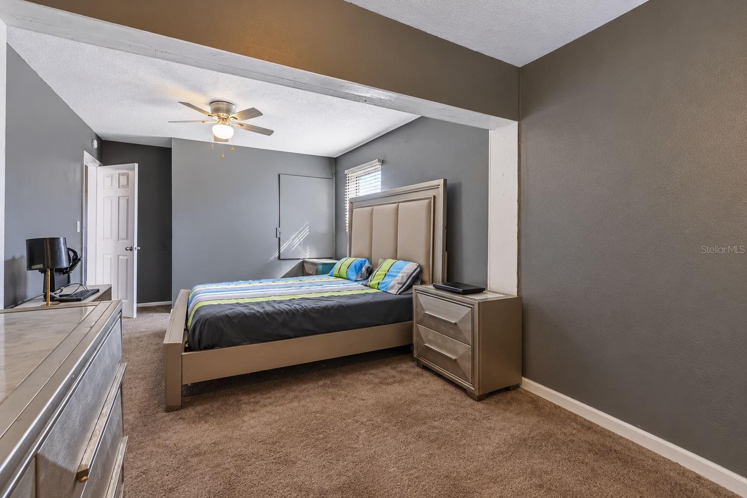 1884 ATTUCKS AVENUE, Orlando, FL 32811