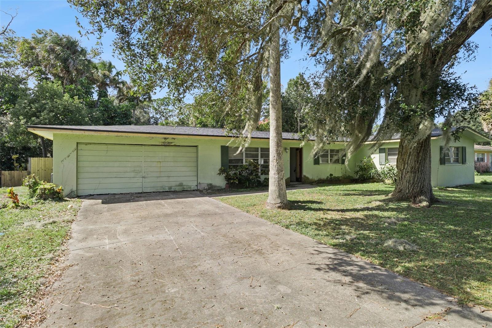 351 N LAILA DRIVE, West Melbourne, FL 32904