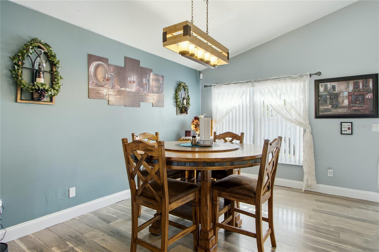 10881 BROWN TROUT CIRCLE, Orlando, FL 32825 10881 BROWN TROUT CIRCLE, Orlando, FL 32825