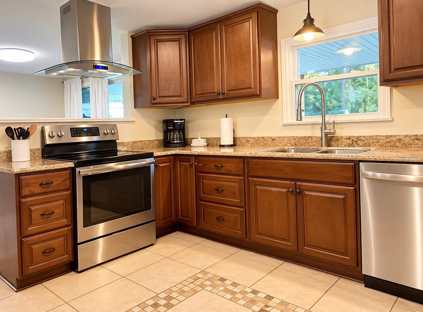 8809 TREASURE ISLAND ROAD, Leesburg, FL 34788