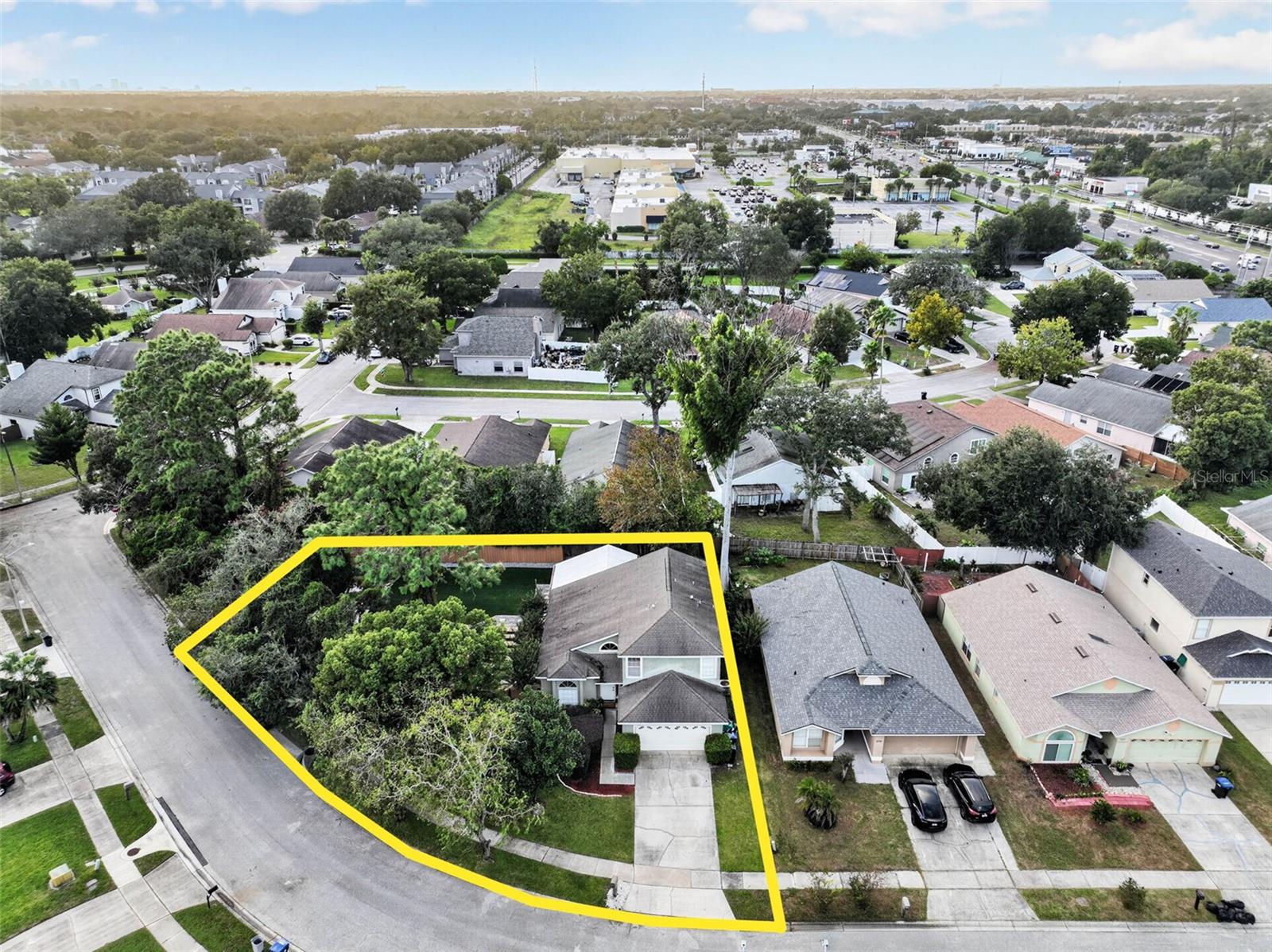 3828 GUILDFORD COURT, Orlando, FL 32817
