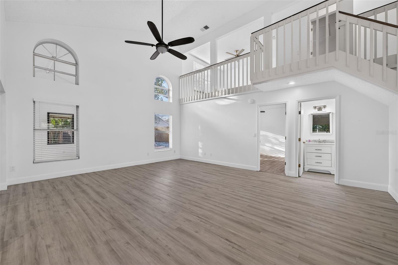 3828 GUILDFORD COURT, Orlando, FL 32817