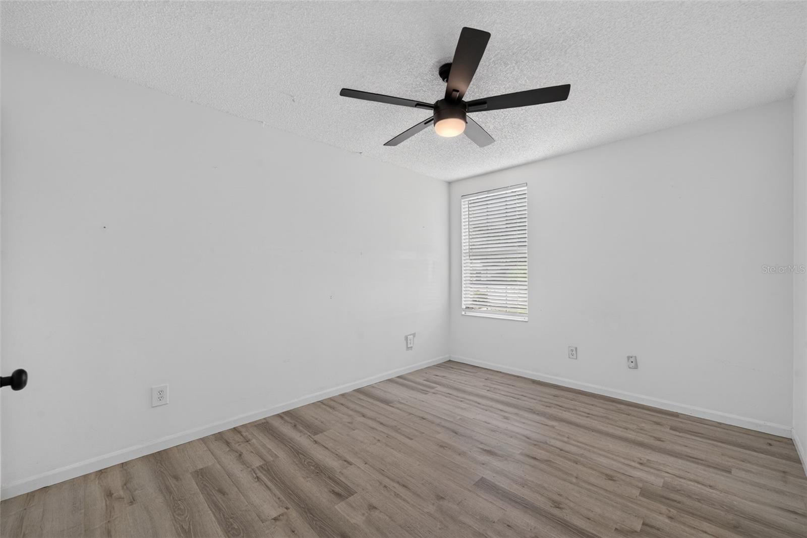 3828 GUILDFORD COURT, Orlando, FL 32817