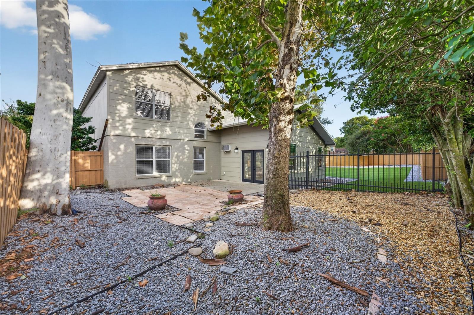 3828 GUILDFORD COURT, Orlando, FL 32817