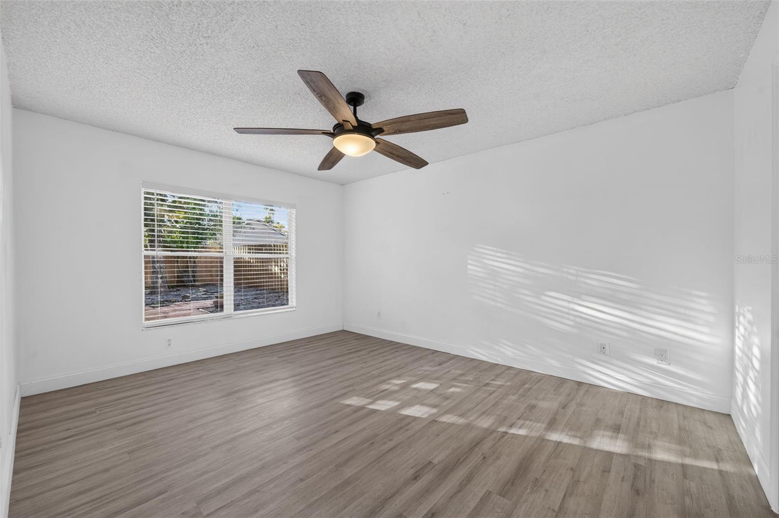 3828 GUILDFORD COURT, Orlando, FL 32817