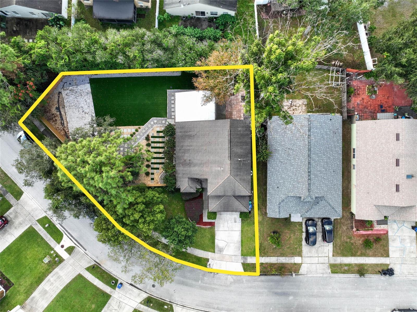 3828 GUILDFORD COURT, Orlando, FL 32817