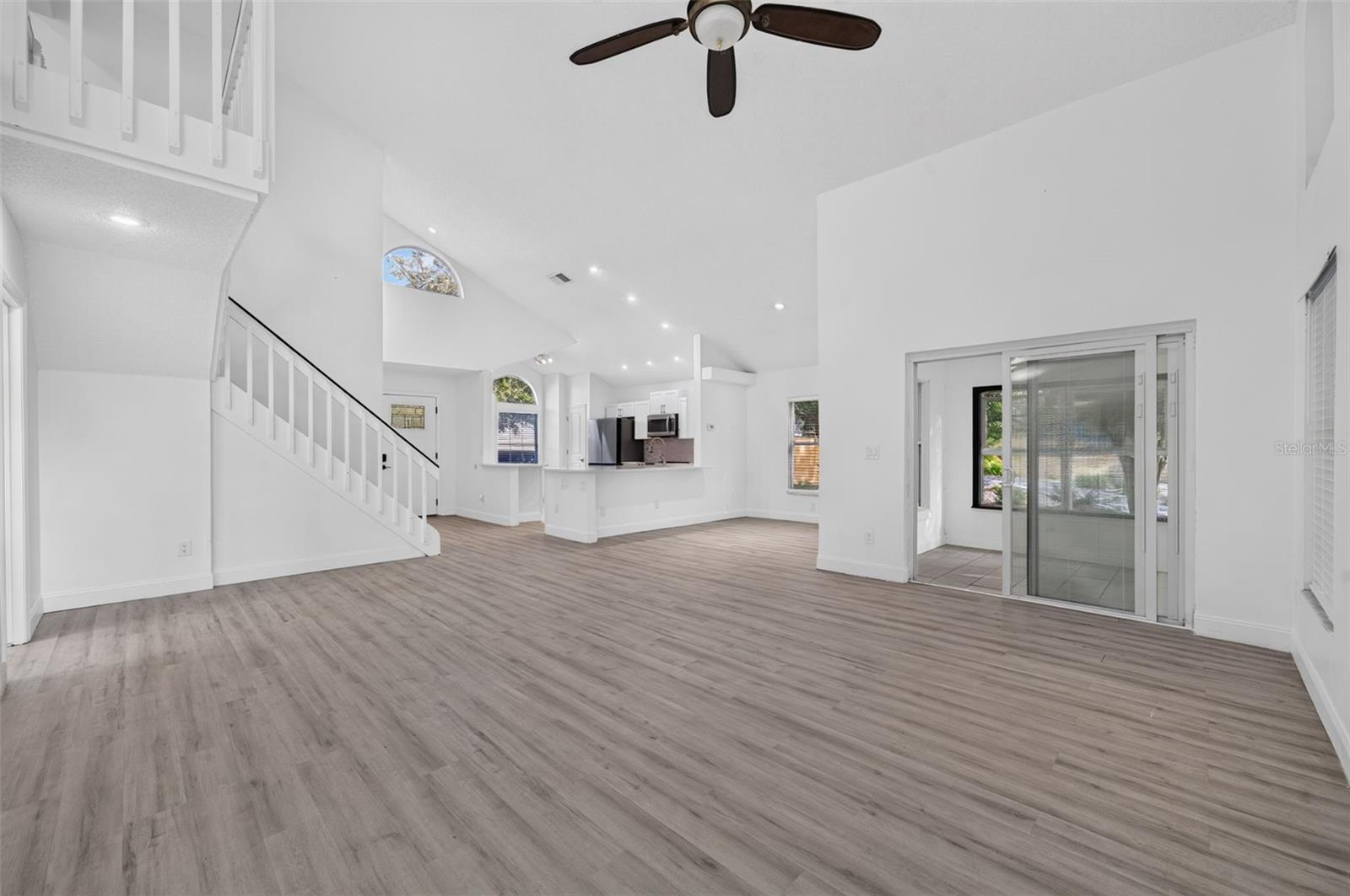 3828 GUILDFORD COURT, Orlando, FL 32817