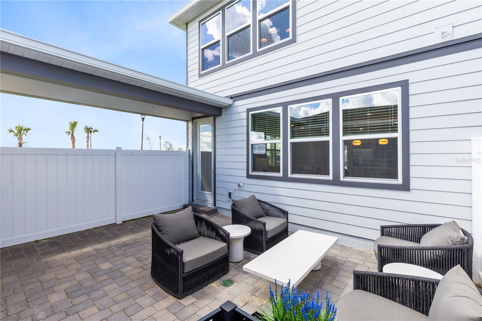 Model Home Design Only. Pictures and furnishings are for illustrative purposes only. Elevations, colors and options may vary. Furniture is for model home staging only.