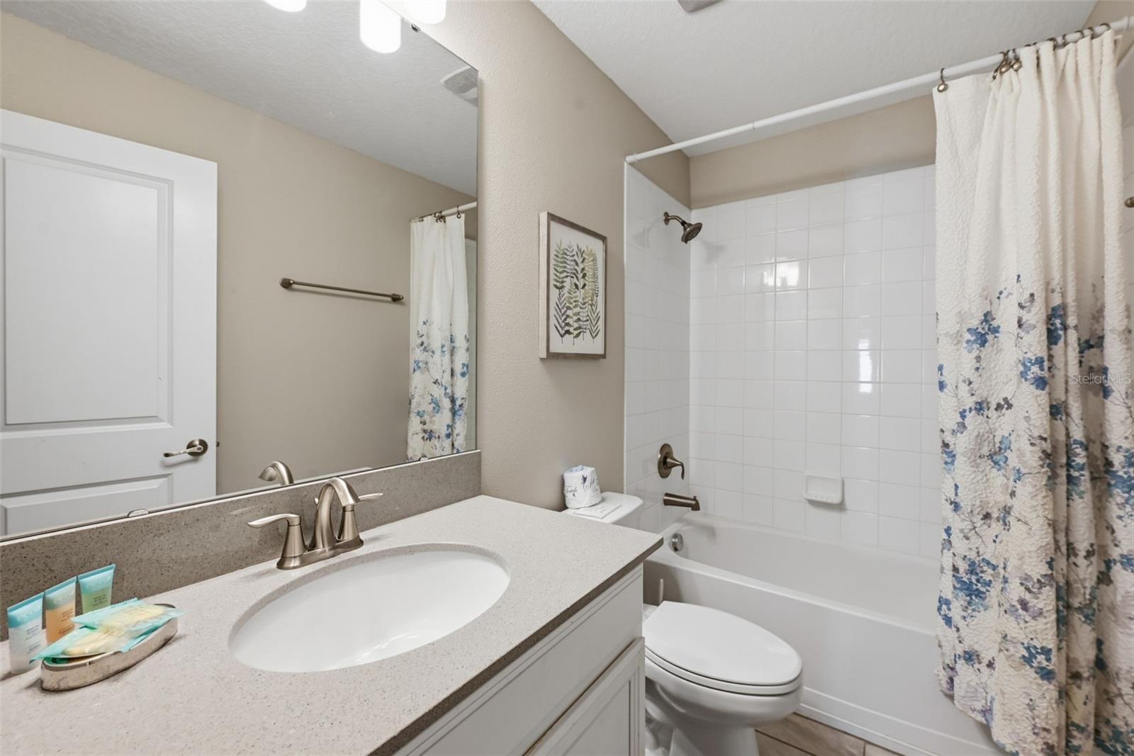 1670 MOON VALLEY DRIVE, Davenport, FL 33896