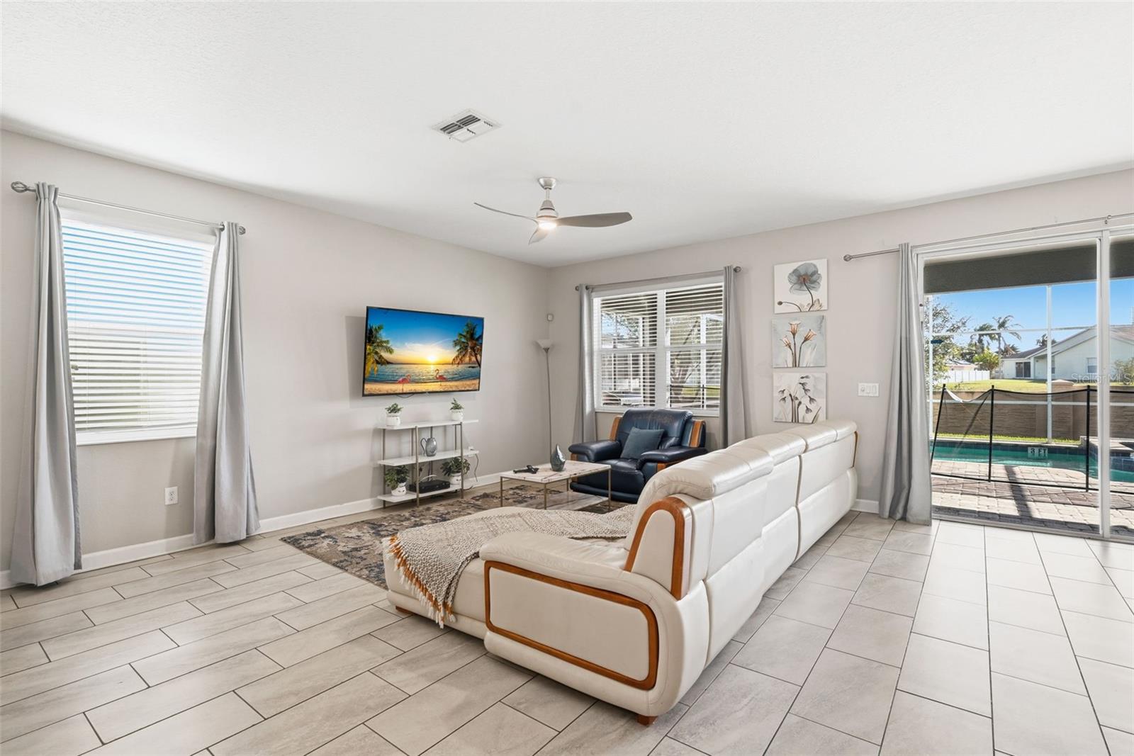 1670 MOON VALLEY DRIVE, Davenport, FL 33896