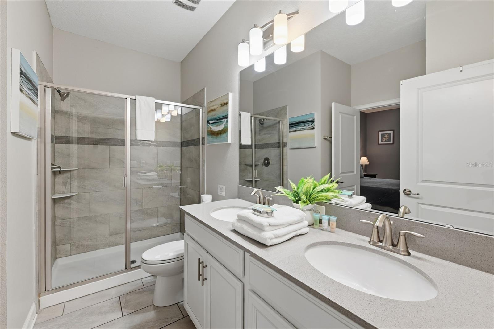 1670 MOON VALLEY DRIVE, Davenport, FL 33896