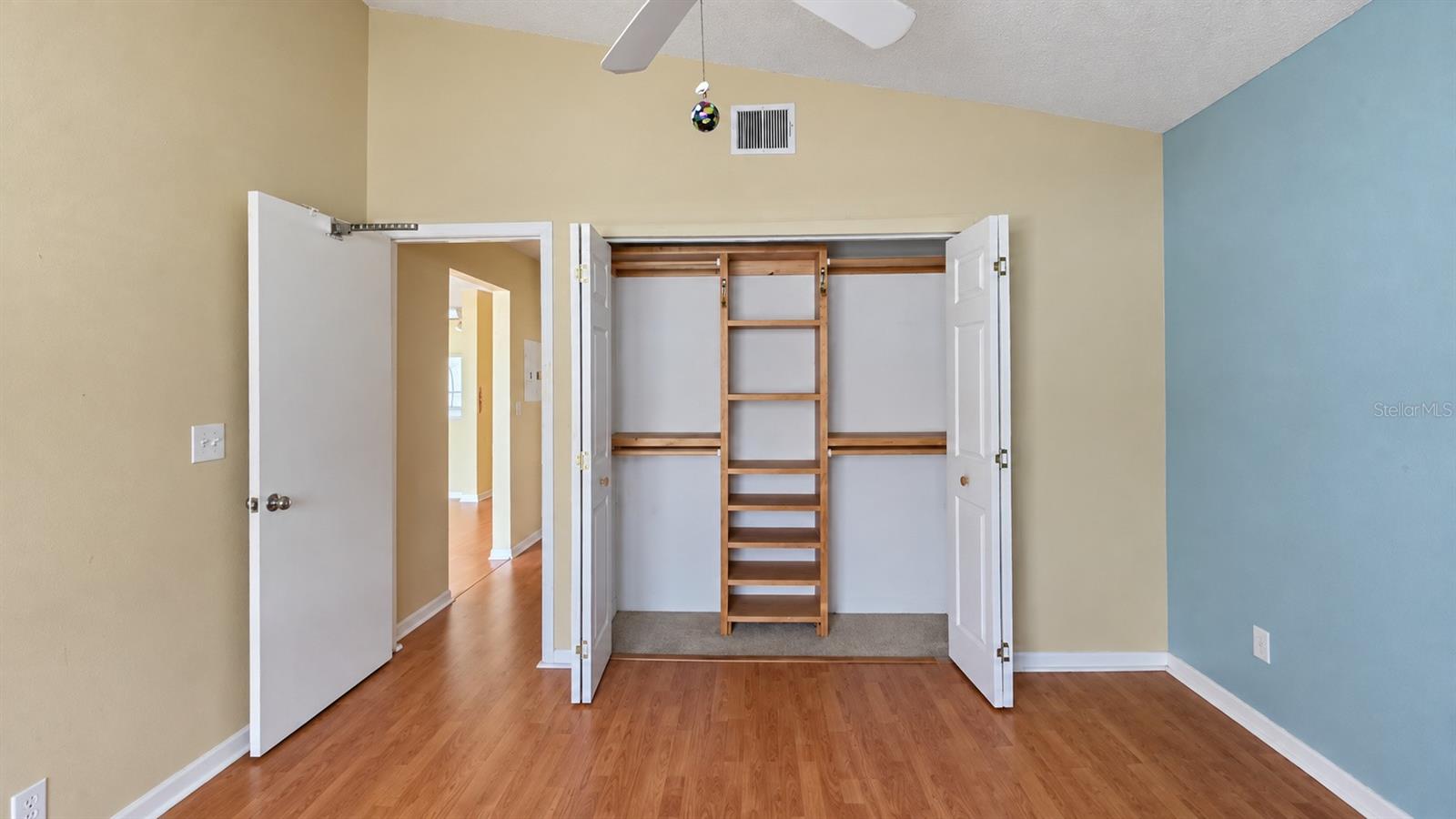 2540 WOODGATE BOULEVARD, #203, Orlando, FL 32822