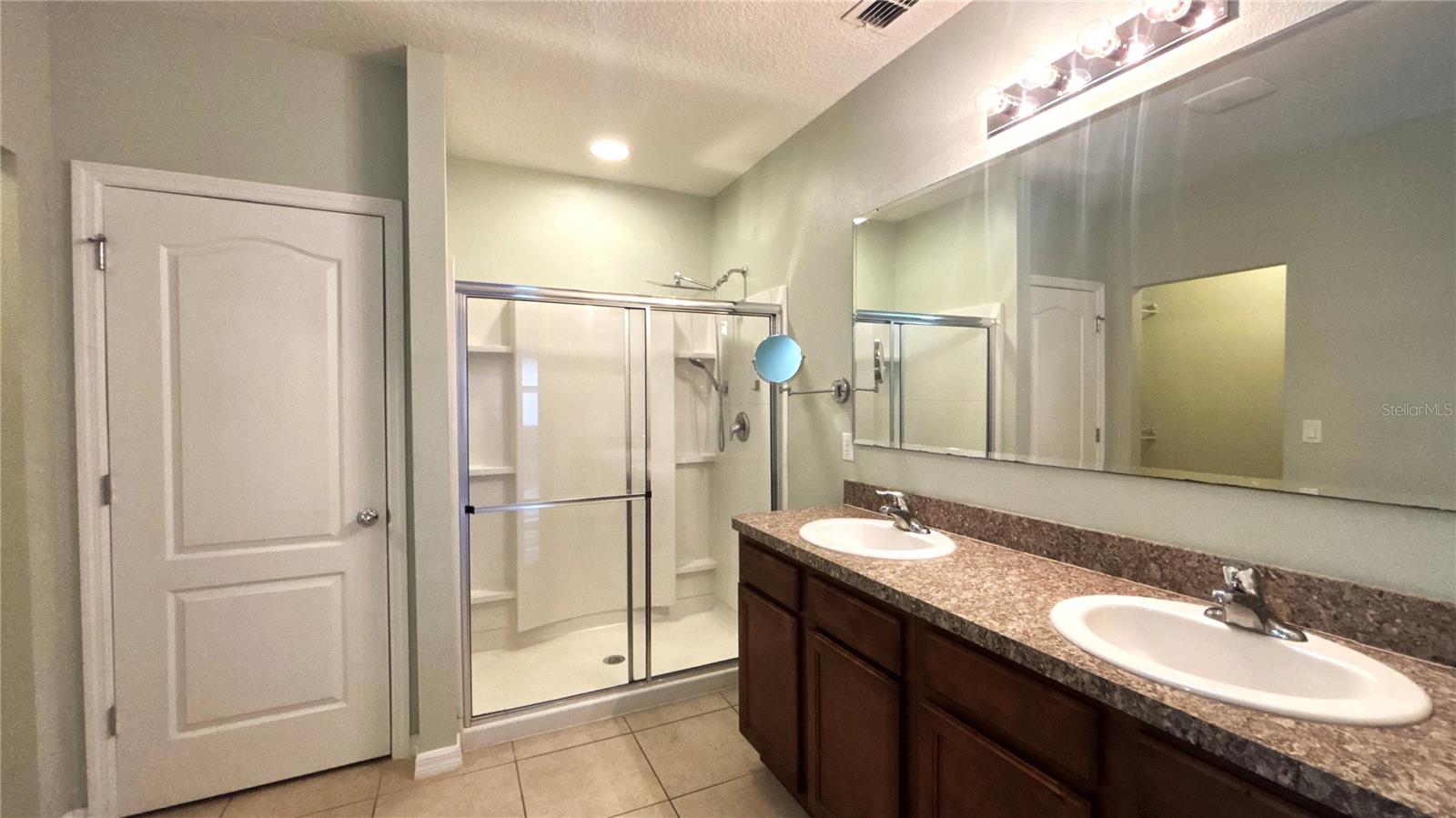 1413 WALLACE MANOR PASS, Winter Haven, FL 33880