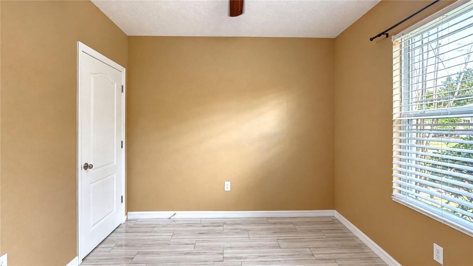1413 WALLACE MANOR PASS, Winter Haven, FL 33880
