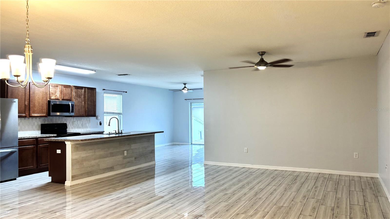 1413 WALLACE MANOR PASS, Winter Haven, FL 33880