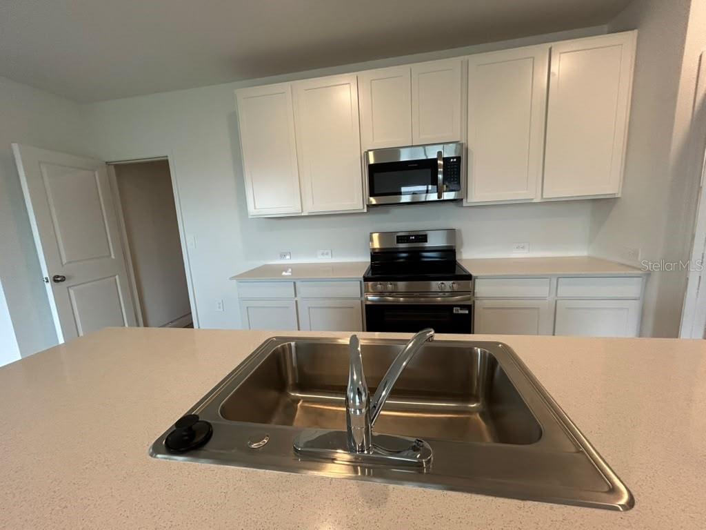 6253 BOTTICELLA BOULEVARD, Winter Haven, FL 33884