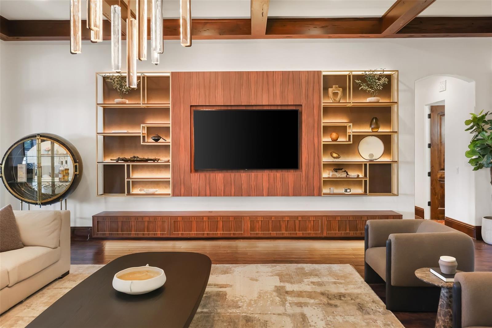 Living room built in
