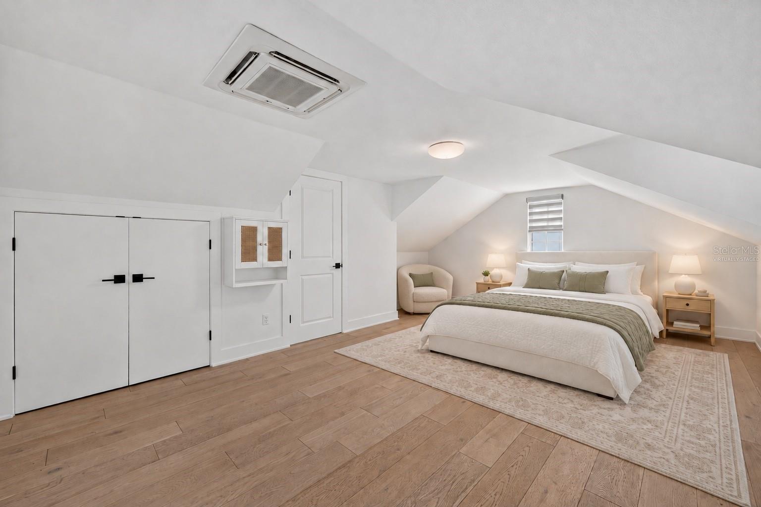 Studio apartmentVirtually Staged